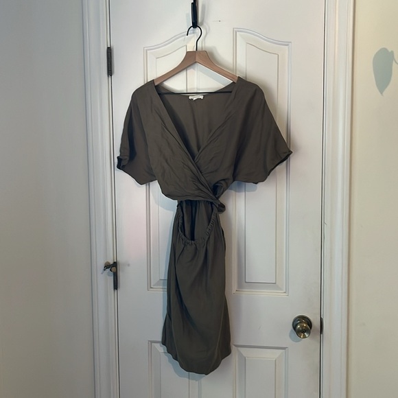 Vetta | Capsule The Convertible Wrap Mini Dress Khaki Small Minimalist Linen - Picture 10 of 13